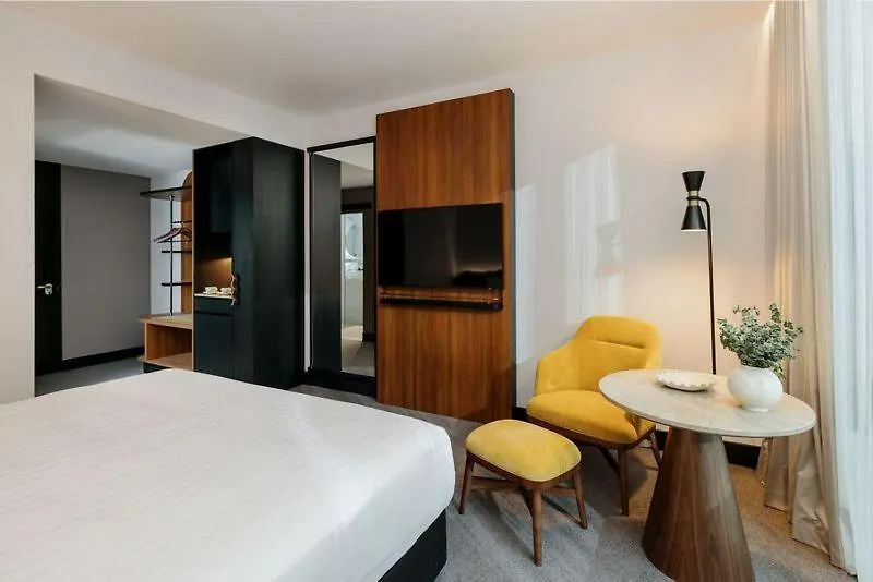 Crowne Plaza Adelaide Mawson Lakes By Ihg 4*,  Australia