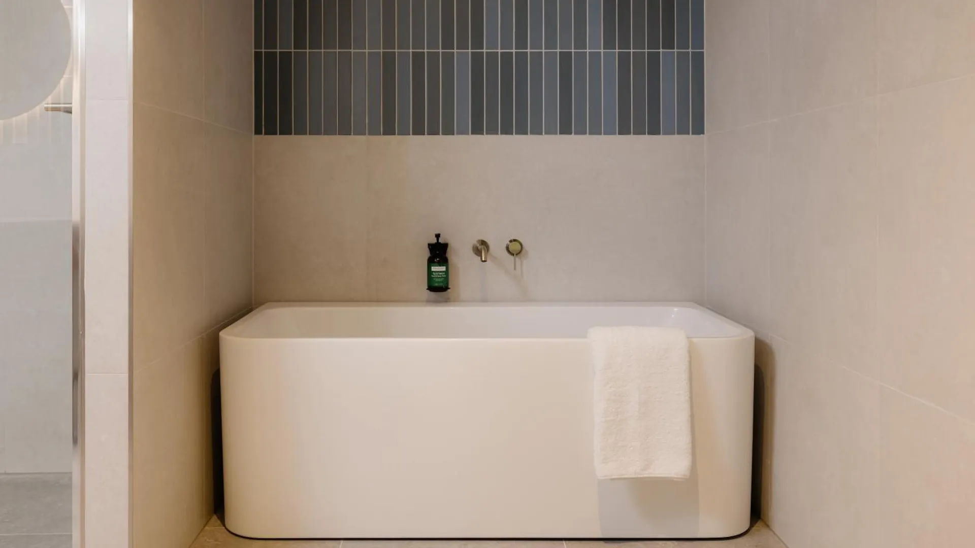 Crowne Plaza Adelaide Mawson Lakes By Ihg Hotel