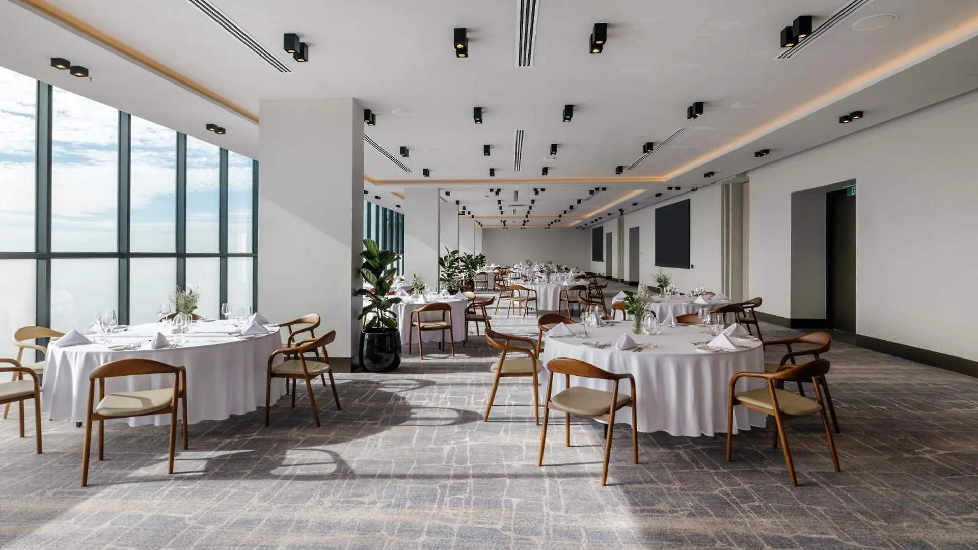 **** Hotel Crowne Plaza Adelaide Mawson Lakes By Ihg Australia